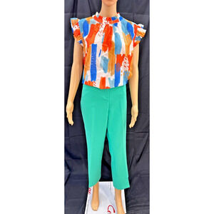 Set Gren Pants and multicolor sleeveless blouse, pants size 12, blouse size M